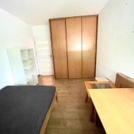 2-pokojowe mieszkanie przy ul.Chodżki